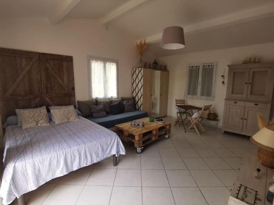 Chambre Nature Le Thoronet Exterior foto